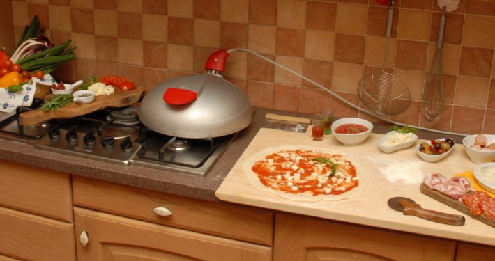 Preparazione della pizza in casa